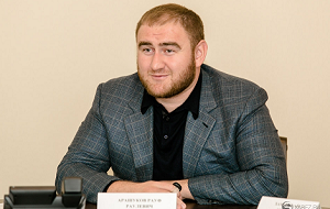 Член Комитета Совета Федерации по экономической политике. Представитель от исполнительного органа государственной власти Карачаево-Черкесской Республики