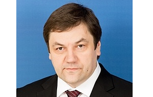 Член Комитета Совета Федерации по социальной политике. Представитель от исполнительного органа государственной власти Ленинградской области