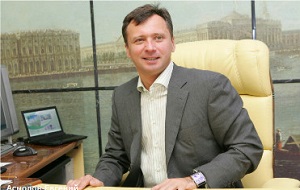 Российский предприниматель, владелец и руководитель в 1994—2010 годах одной из крупнейших девелоперских компаний Санкт-Петербурга «Строймонтаж»