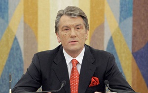 Украинский государственный и политический деятель. Третий Президент Украины (с 2005 по 2010 год), был избран на выборах Президента Украины 26 декабря 2004 года. В 1999—2001 годах премьер-министр Украины, в 1993—1999 годах председатель Национального банка Украины