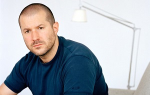Англо-американский дизайнер, главный директор по дизайну (CDO) компании Apple. Известен как дизайнер iMac, алюминиевых и титановых PowerBook G4, MacBook, MacBook Pro (Unibody), iPod, iPhone, iPad
