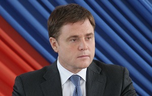 Российский политический деятель и предприниматель. Был депутатом Государственной думы (2003—2011) и губернатором Тульской области (2011—2016)
