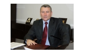 (9) Руководитель Управления Федеральной налоговой службы по Чеченской Республике