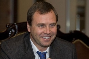 Президент Группы "Гута" с мая 2003 г., генеральный директор управляющей компании "Объединенные кондитеры" с декабря 2004 г.