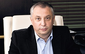 Украинский бизнесмен, совладелец компании Nemiroff, основатель компании «Зернотрейд», совладелец житомирского завода «Обербетон»