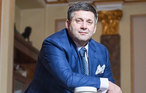 Основатель и президент мощного украинского производственно-торгового холдинга «ТЕРРА ФУД». Благодаря его упорному труду и стратегическому видению Группа компаний «ТЕРРА ФУД» стала гордостью аграрной отрасли Украины