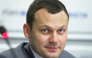 Президент Федерации хоккея Москвы (ФХМ), бывший Председатель правления «Столичный торговый банк»