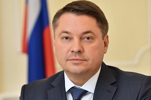 Александр Назаров является заместителем генерального директора госкорпорации «Ростех». Назаров также занимается благотворительной деятельностью.благотворительной деятельностью.